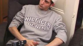 ”Aaron Beats Off”