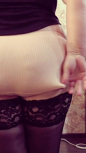 Shaking Big Butt in New Panties. a Mature Wife Tries on Big Panties.