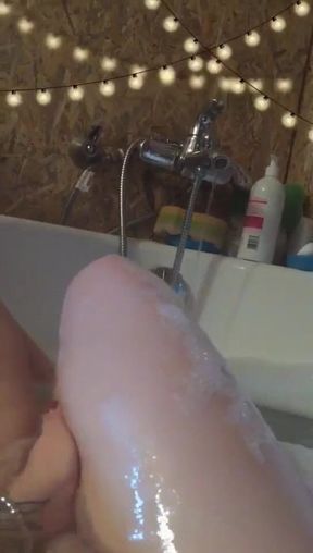 Litlle funin  bubble bath