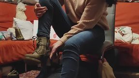 Es ist so witzig Danny neben unserer Freundschaft auch als Fußsklave zu haben. So kann ich immer wieder meine Launen an ihm auslassen It is so good to have Danny also as Footslave besides our long year friendship. So I can take out my Stress on him