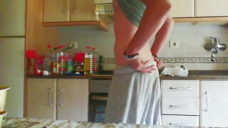 Maszturbáció – házi készítésű szóló lány videó amatőr meleg ribancokról, akiket seggbe dugnak