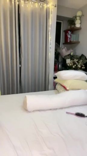 Naughty desi girl masturbate vido call   Clip 1