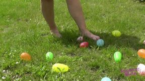 Sneaker-Girl Akira - Water Balloons