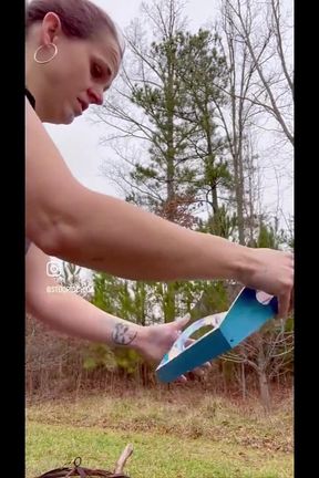 Suzy Wylde Is an Artist