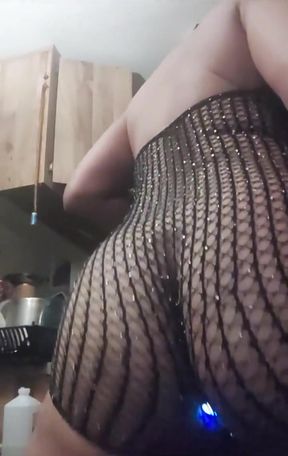 Wanna Watch Me Throw This Ass Luv?