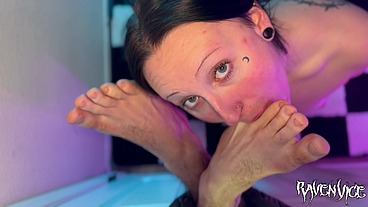 Gloryhole Foot Worship POV