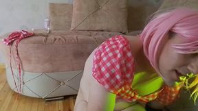 Gorgeous Crossdresser Dancing Wild With Seductive Body Language