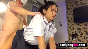 Pretty teen Thailand shemale doggystyle fuck