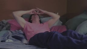 T-girl Daphne is a natural slut deepthroats a 7 inch dildo on first try