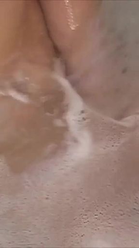 Facial Creampie - Lesbians Squirt Each Other! (squirt)