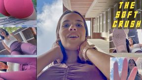 THE SOFT CRUSH - butt crush 4K