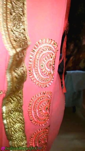 Dusky Tamil Wife Renu's Saree & Hard Fucked by Bull, Cuck Watches! Indianhotwifex