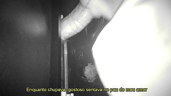 GLORY HOLE - PEDIR PRA ENTRAR E ME COMER NA CABINE