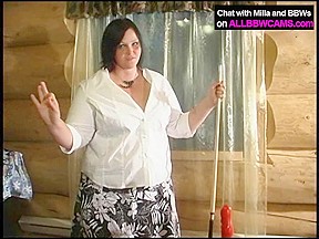 Pussy BBW plays on pool table