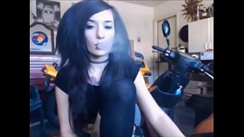 Webcam Smoking Beauty 27