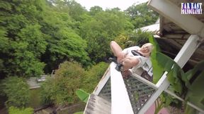 Splashy Play with a Blonde Beauty Drenching Herself in a Wicked Wet Frenzy Ep-2