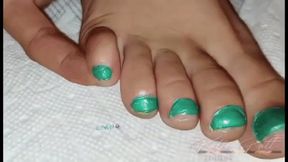 Katie Katt Does Her Toenails - MP4 (SD)