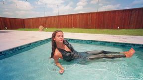 Jasmine Swims in Shiny Wetlook Leggings and Satin Top