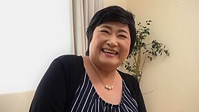 Is 50-year-old, Beautiful And Bursting Tits The Strongest? First Time Shooting With Aunts - Special 3-16