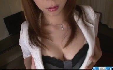 Busty step mom, Araki Hitomi, enjoys toys in her vag