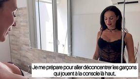 je me fais bien defoncer sous les yeux de mon mari par un beau mec muscle... ...