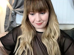 Mature BBW solo posing on webcam