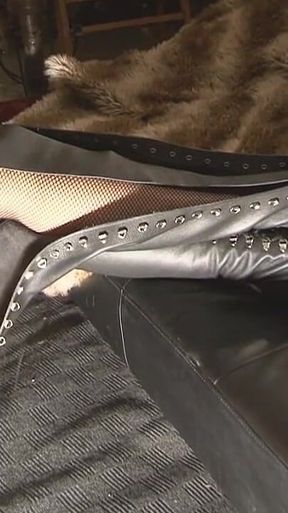 Lacing up My New Leather Thigh High Boots - HD!