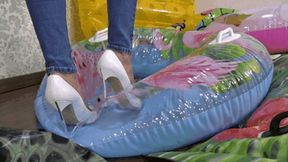 Metal heels end your inflatables quickly (small version)