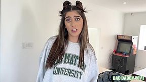 Morning Sex With Stepdaddy! - Aubry Babcock