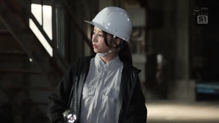 Riri Nanatsumori gets a surprise creampie