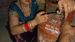 Calender de do calender wale bhaiya badale me chut de dungi