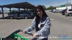 @#Stranger Anal&#x1F44C; Sex in His Rich Car: Supermarket Amateur