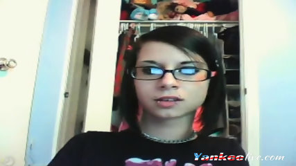 Sexy brunette gives hot striptease on cam