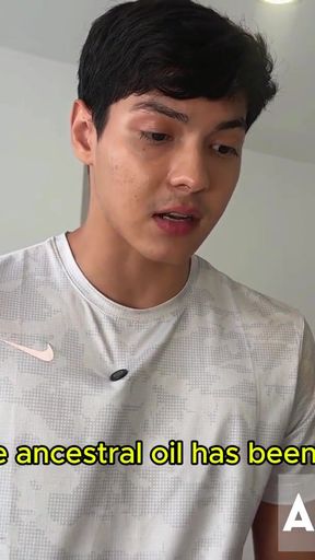 EL HUSBAND OF KATHYLEE DENIES HER A MASSAGE BUT HER STEPSON FUCKS HER ASS AND RELIEVES HER BACK PAIN.   Clip 2