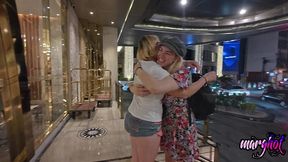 voyages a bangkok je retrouve ma cherie tgirl lysia pour une visite de la ...