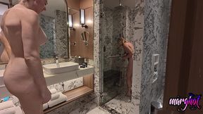 voyages a bangkok je retrouve ma cherie tgirl lysia pour une visite de la ...