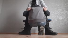 My married neighbor licks my pussy in her uninhabited apartment so that her husband doesn't find out about it