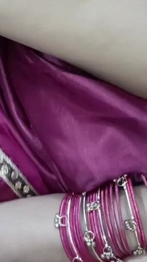 Mere dost ki ki shadi me aayi bhabhi ko choda jisko land li bhukh thi   Clip 1
