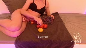 making a fruitsalad inside my ass