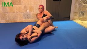 Goth Delilah vs Kat Max - competitive match