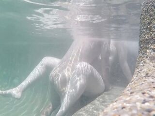 Hot Teen Couple Have Pool Sex In Airbnb + Cumshot JAKEANDHOLLY