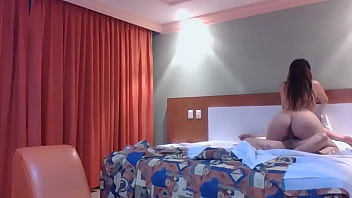 CALIENTE CHICA CULO GRANDE COMO GOZA