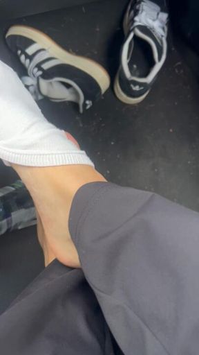 Meine verschwitzen Füße mit French nails🦶😜