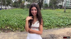 Public Agent Pickup - Sex with a Hottie on the First Date &mdash;  but she only came the next day