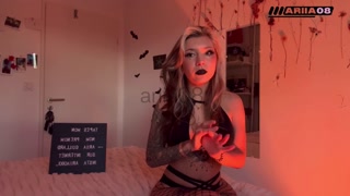 Rencontre et baise avec un abonné pour Halloween je vais me faire défoncer