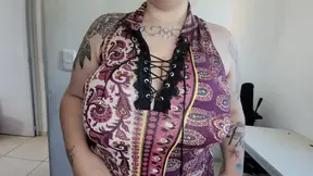 huge tits caught you looking at the grocery store