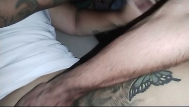 Ruiva casada leva pica de v&aacute_rios no swing e um estranho meteu a pica sem camisinha