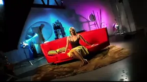 Hannah Harper Gets Her Pussy and Ass Double-penetrated Bareback