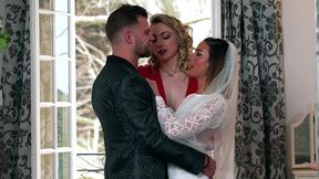 un chaud trio avec elisa calvi et vince karter pour cette scene elite