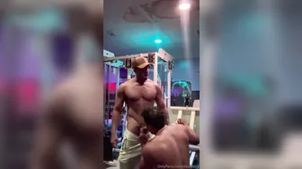 Latino muscle daddy DiegoB fucks fan bareback in gym
